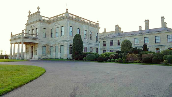 Hall from driveway